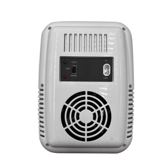 Mica 4-Liter Skin Care and Me Compact Mini Refrigerator - Picture 4 of 5